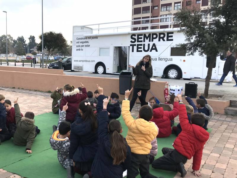 Sueca Bus de la Llengua