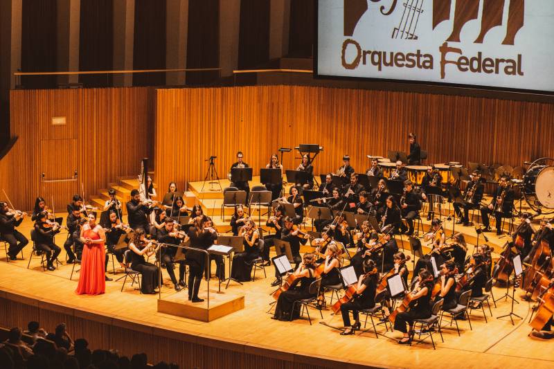 La Orquestra de la Comunitat Valenciana visita Alicante y Castellón con Plácido Domingo como director musical. FOTO: EPDA