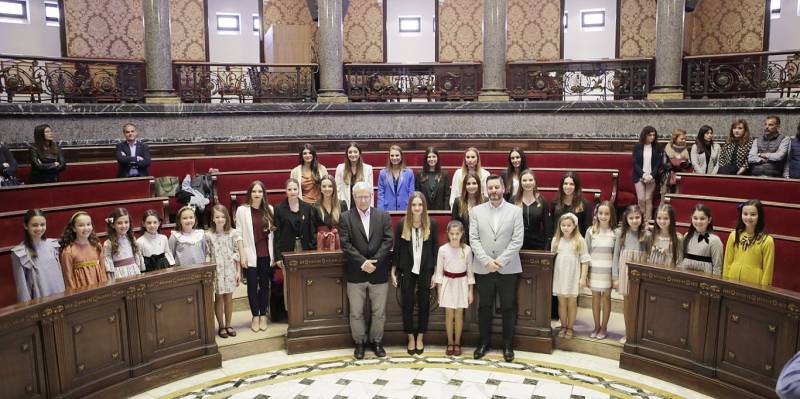 Reunión con las Falleras Mayores