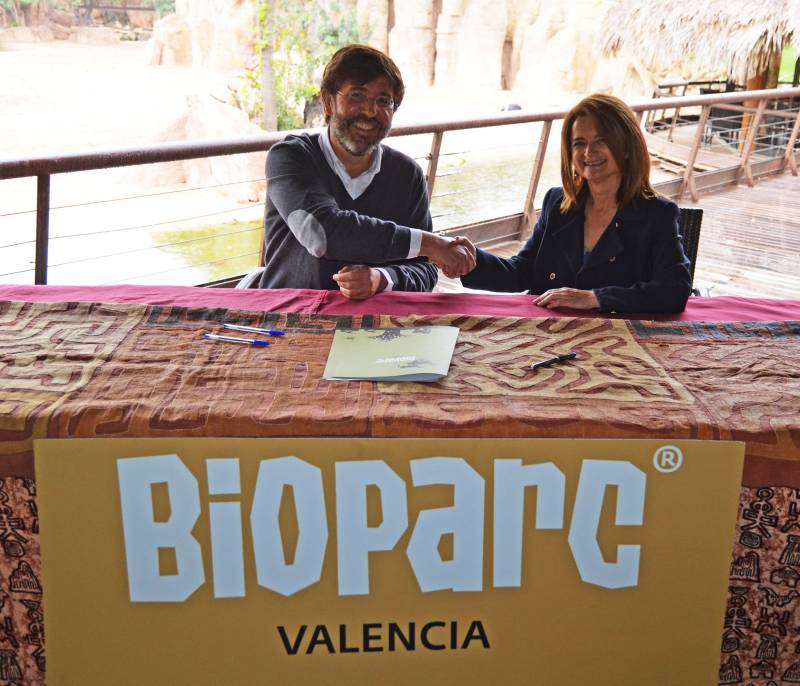 Firma convenio ICOVV - BIOPARC Valencia
