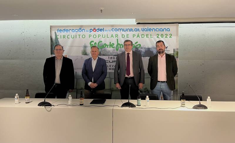 Presentación del Circuito Popular de Pádel Valencia 2022 en El Corte Inglés de Colón./EPDA