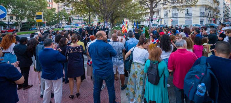 La ciudad de València acoge al padre de la patria dominicana