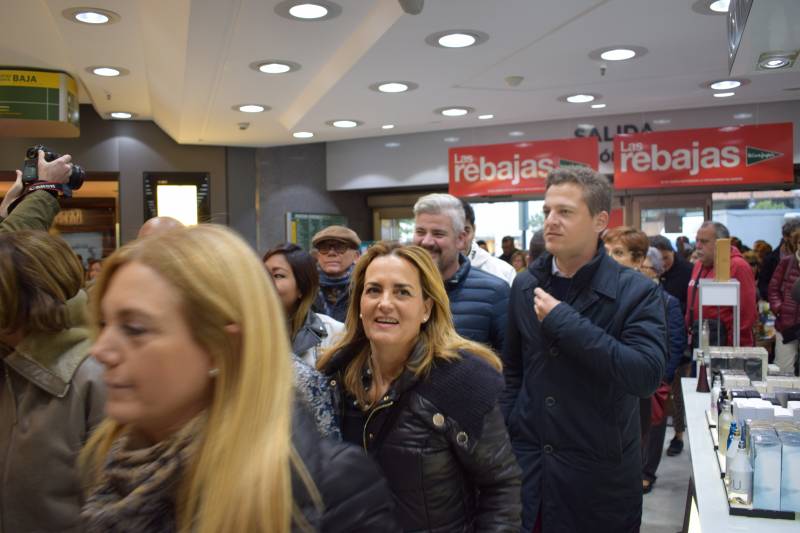 ENTRADA REBAJAS VALENCIA