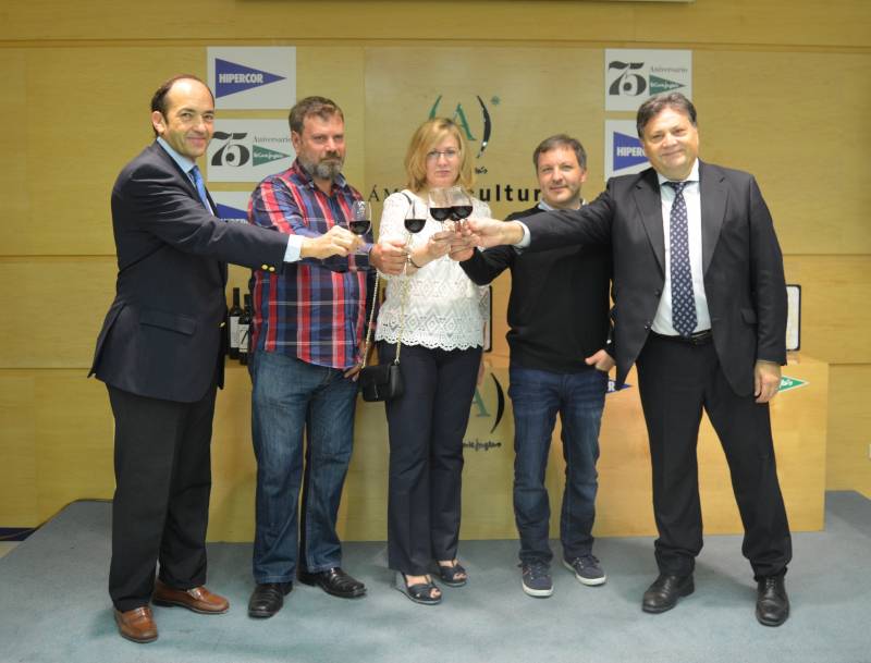 Representantes de bodegas participantes