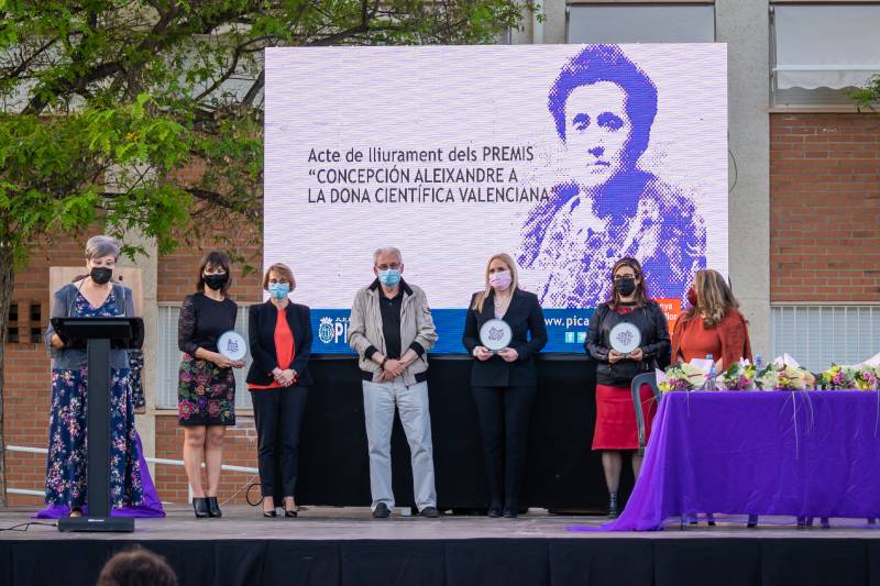 Mujeres premiadas. EPDA