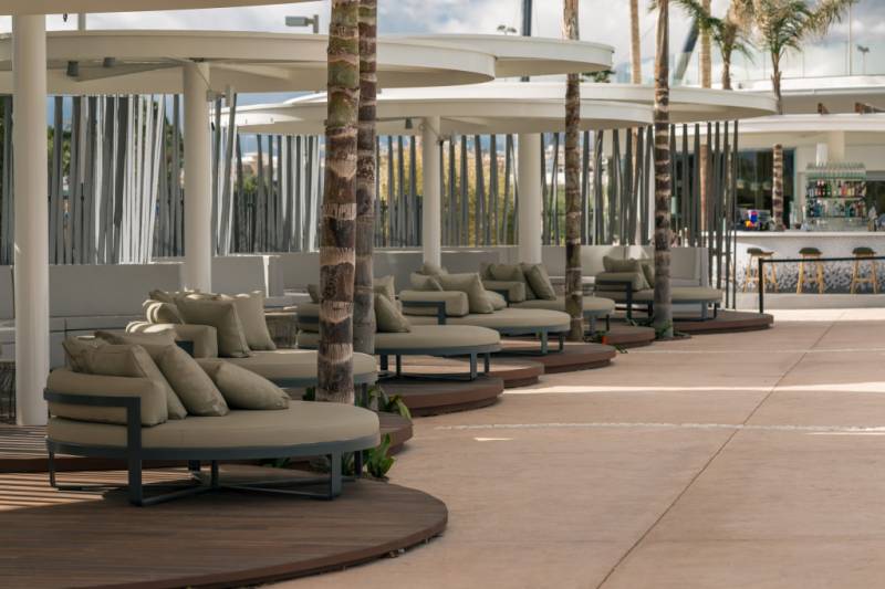 Este complejo es el nuevo lugar de moda de la costa valenciana// Viu València Este complejo es el nuevo lugar de moda de la costa valenciana// Viu València