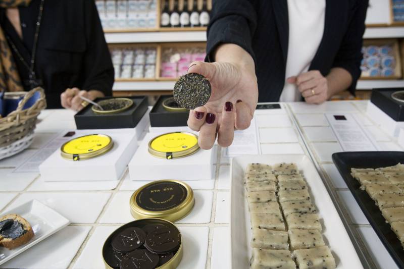 Chocolate y turrón de caviar