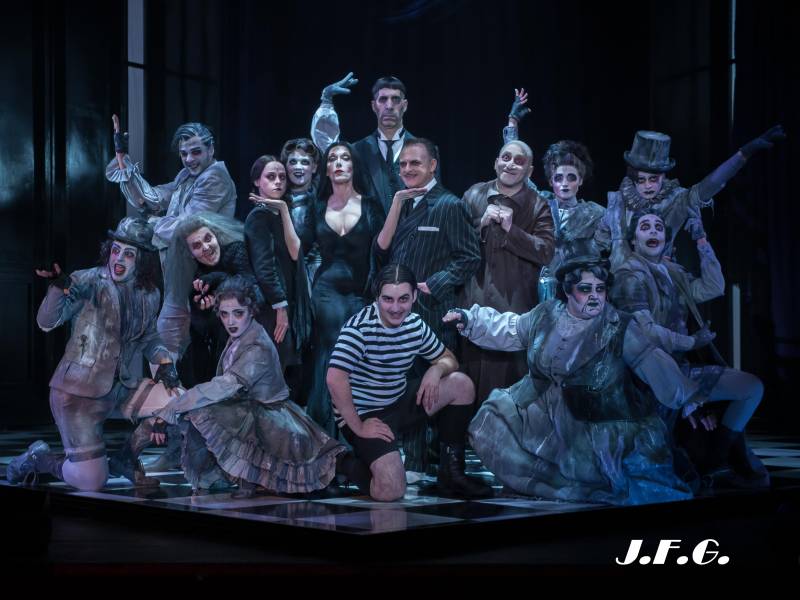 La familia Addams, el musical más terroríficamente divertido