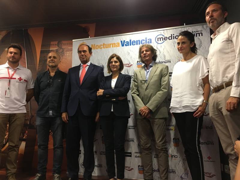 Presentación 15 k nocturna Presentación 15 k nocturna
