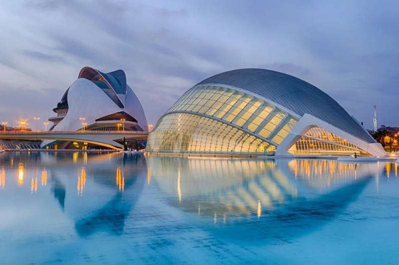 Una de las atracciones del parque temático Terra Mitica. EPDA
