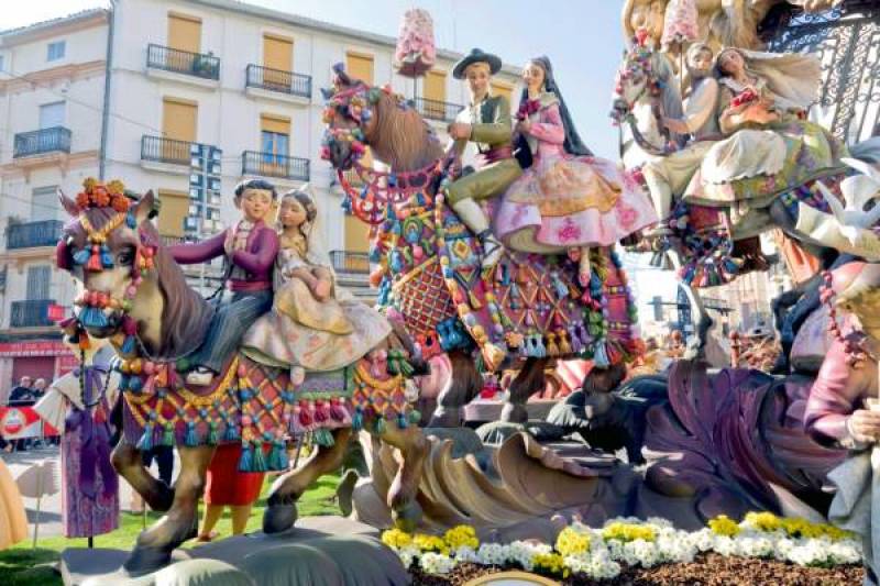 Fallas // comunitatvalenciana.com