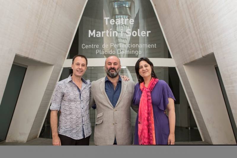Josep Policarpo, Davide Livermore y la diputada Rosa Pérez Garijo